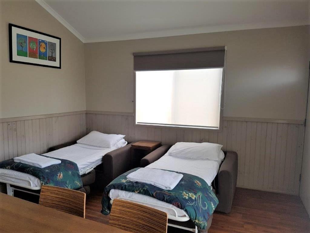 Canberra Carotel Motel Værelse billede